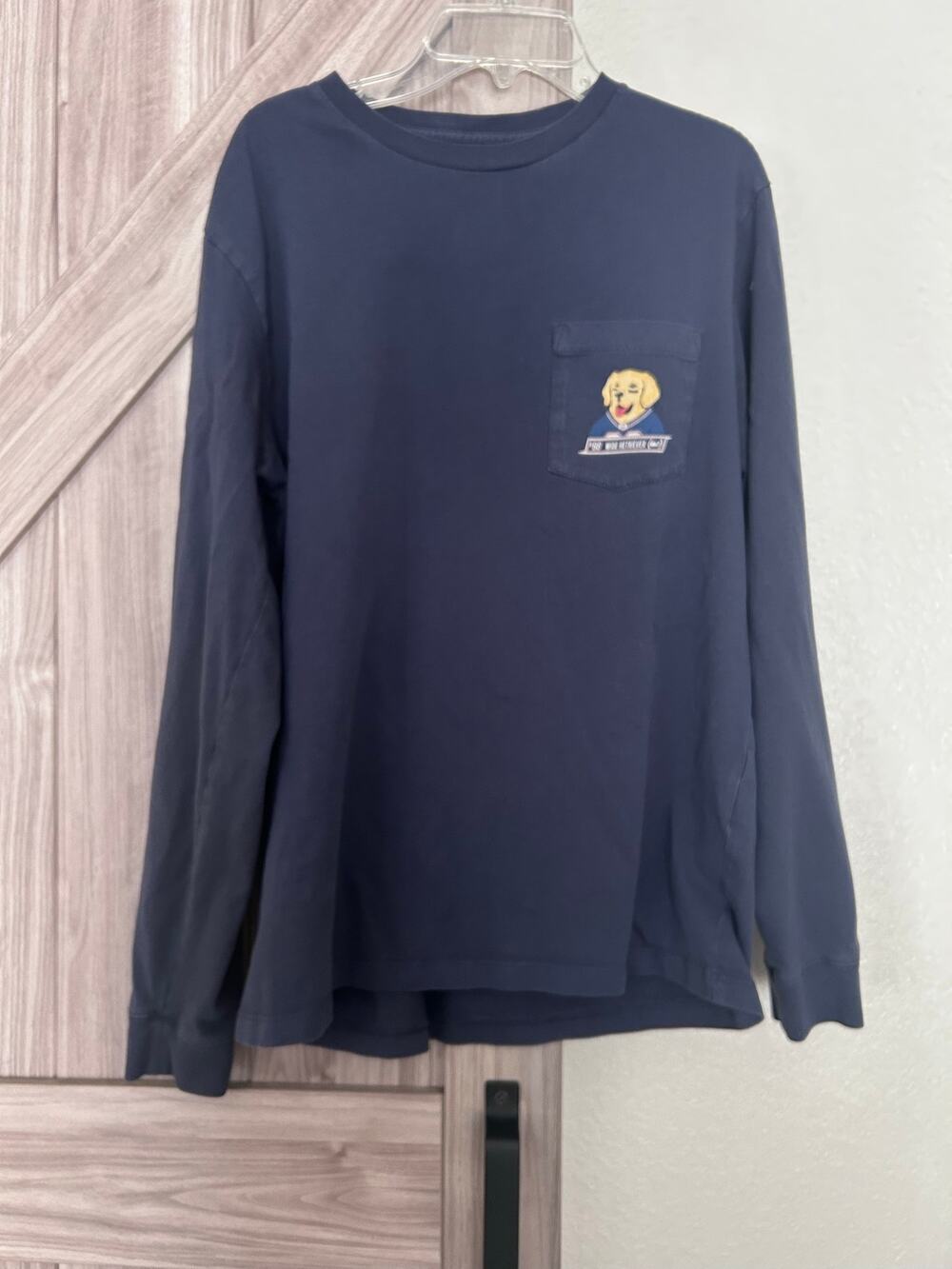 Vineyard vines Mens small wide retriever Long sleve t-shirt